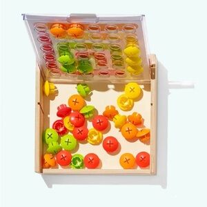 Lovevery - Mosaic Button Board